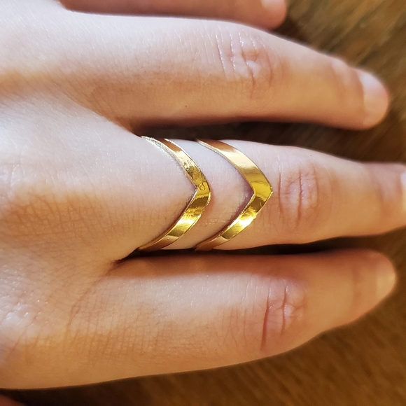 NWOT Gold Arrow Layer Ring - Picture 7 of 8
